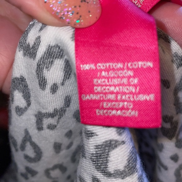 **SOLD ON MARKETPLACE ❤️Soft and sexy Victoria’s Secret cotton robe - Picture 10 of 10